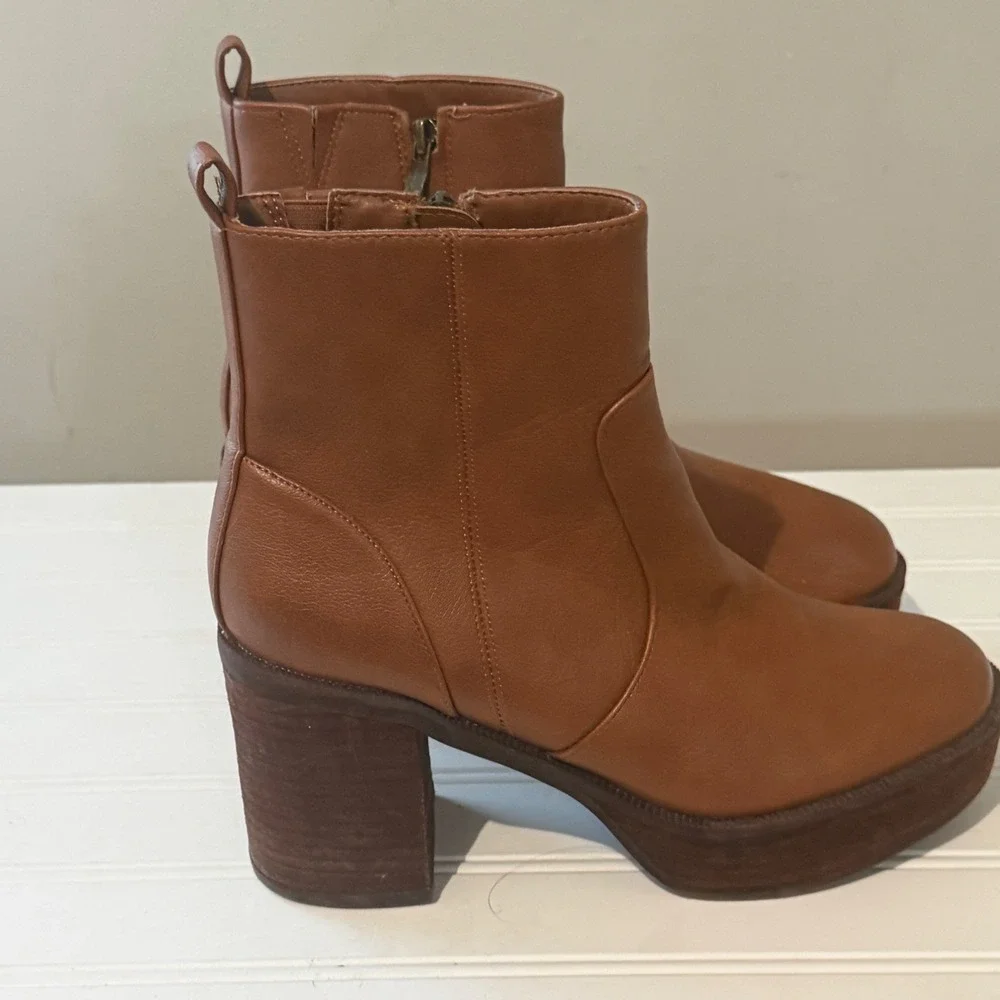 House of Harlow 1960 Ankle Boots Platform Block Heel 7.5 Brown Exc Cognac Wood